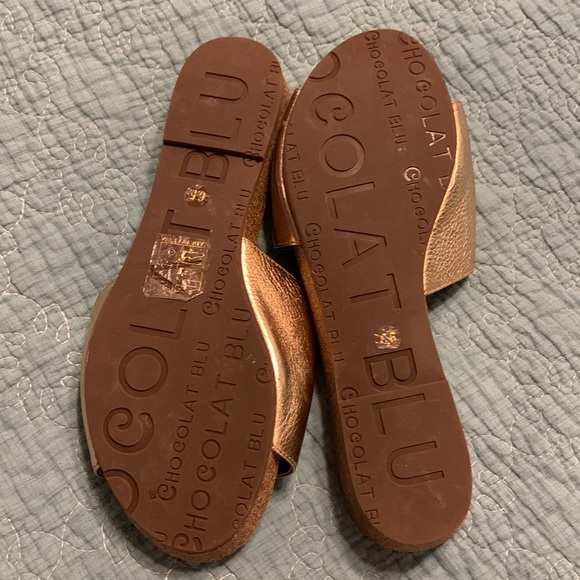 Never Worn Chocolat Blu Viveca Rose Gold Leather Sandal - Picture 5 of 7